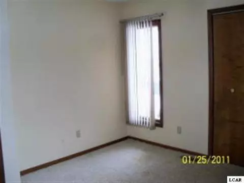 208 Burt, Tecumseh, MI 49286 photo 6