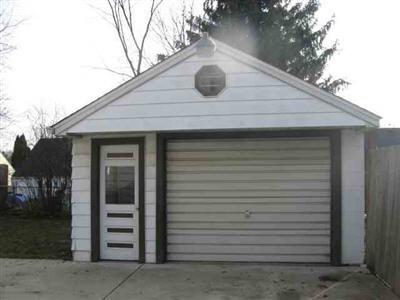2709 Brandon St, Other, MI 48503 photo 3