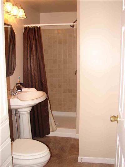 321 N Genesee St, Other, MI 48423 photo 3