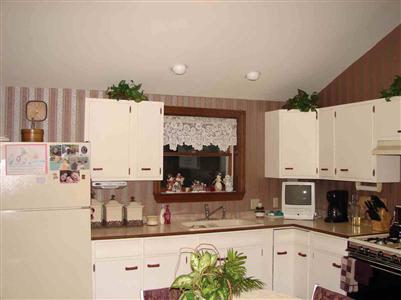 321 N Genesee St, Other, MI 48423 photo 7
