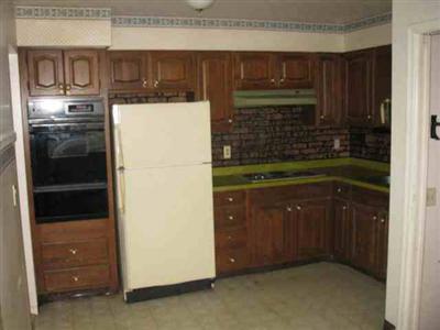 3501 Dearborn St, Other, MI 48507 photo 2