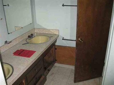 3501 Dearborn St, Other, MI 48507 photo 4