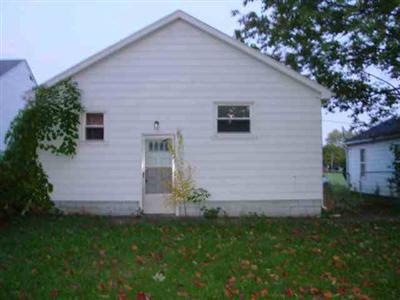 1410 Clancy Ave, Other, MI 48503 photo 2