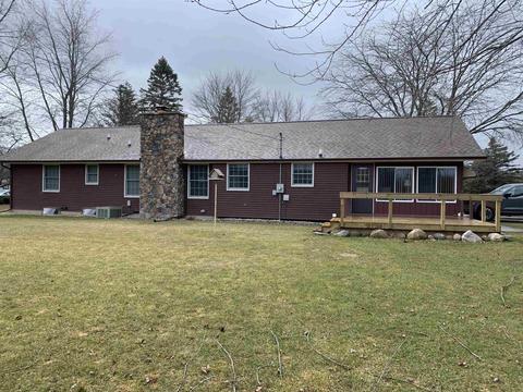 601 Cherry St, Standish, MI 48658 photo 23