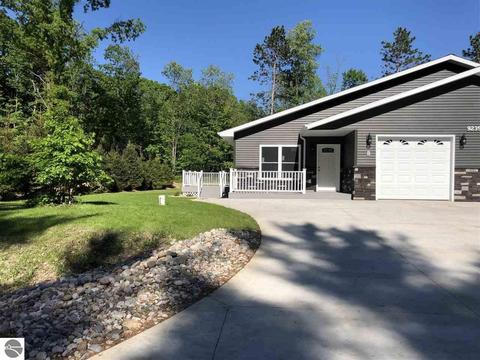 00 Sockeye #LOT : TBD, Farwell, MI 48622