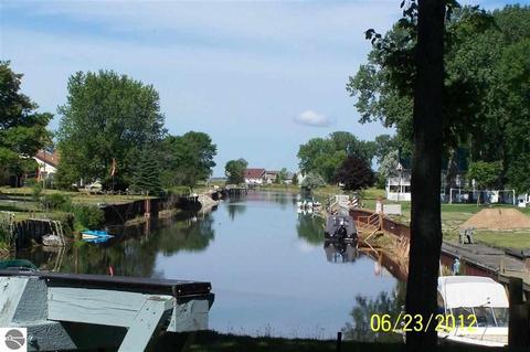 N/a Lola, Au Gres, MI 48703 photo 3