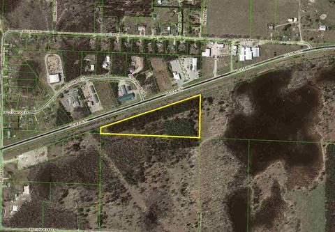 7015 Us-31 S, Grawn, MI 49637