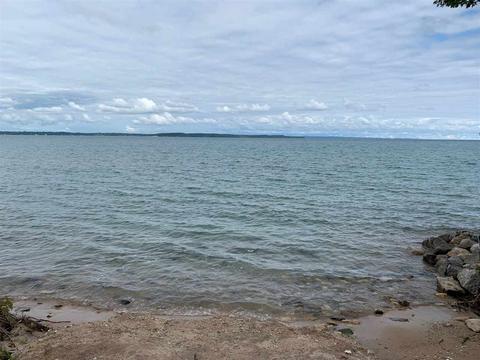 14810 Winters, Kewadin, MI 49648