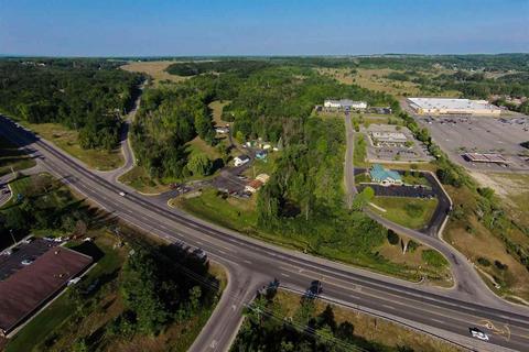 2105 N Us-31 S, Traverse City, MI 49684