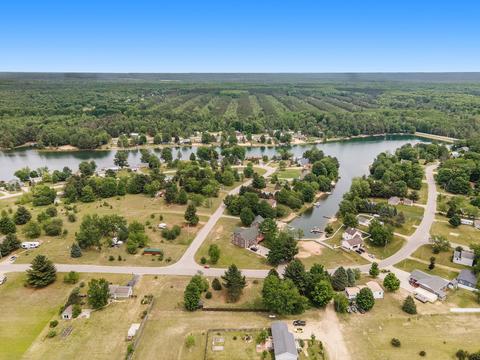 627 Gitchegumee, Buckley, MI 49620 photo 28