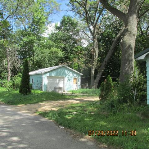612 N Harrison St, Harrison, MI 48625 photo 3