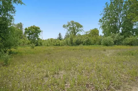 000 Main, Frankfort, MI 49635