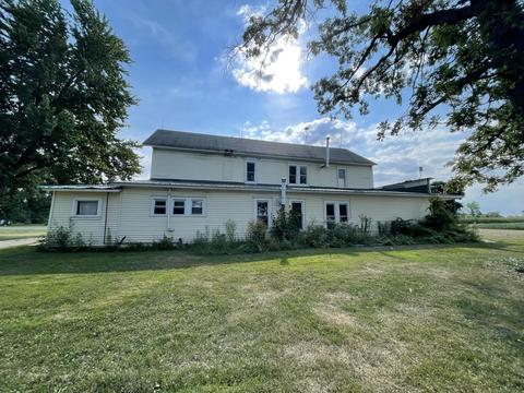 7989 E Fillmore Rd, Ithaca, MI 48847 photo 6