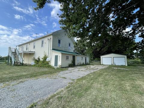 7989 E Fillmore Rd, Ithaca, MI 48847 photo 4