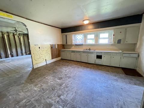 7989 E Fillmore Rd, Ithaca, MI 48847 photo 7
