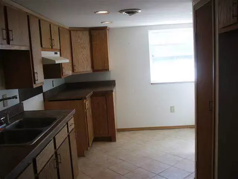 1817 E South, Jackson, MI 49203 photo 8