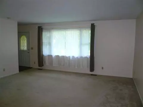 4841 Fleetwood, Jackson, MI 49201 photo 3