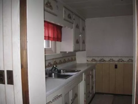 224 Ballard, Jackson, MI 49201 photo 3