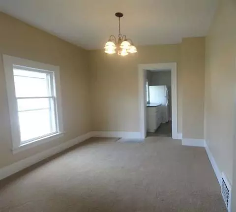 837 Center, Jackson, MI 49202 photo 2