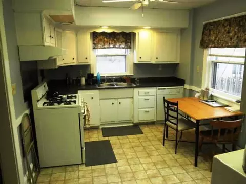 511 W Morrell, Jackson, MI 49203 photo 6