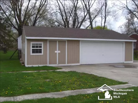 3196 N Custer, Monroe, MI 48162 photo 4