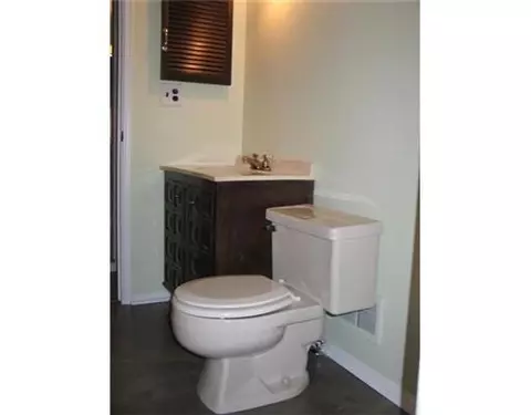 2402 Darrow, Ann Arbor, MI 48104 photo 8