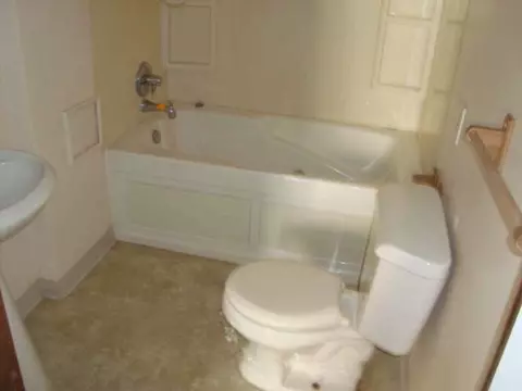 2310 Crest, Jackson, MI 49203 photo 5
