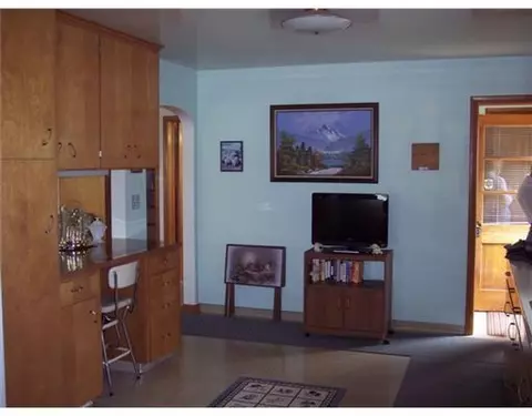 7285 Textile, Saline, MI 48176 photo 9