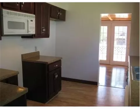 114 S Webster, Jackson, MI 49203 photo 4
