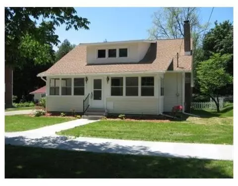 114 S Webster, Jackson, MI 49203 photo 1