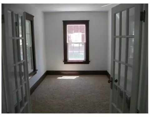 114 S Webster, Jackson, MI 49203 photo 6