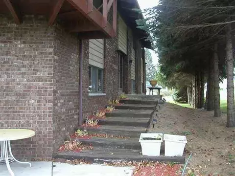 128 E Princess, Brooklyn, MI 49230 photo 9