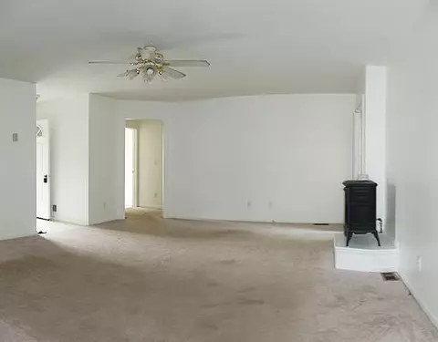 36866 Menton, Romulus, MI 48174 photo 5