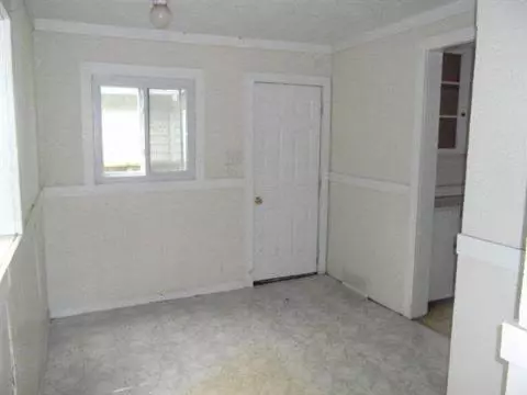 806 Third, Jackson, MI 49203 photo 7
