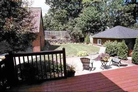 766 Oakridge, Jackson, MI 49203 photo 14