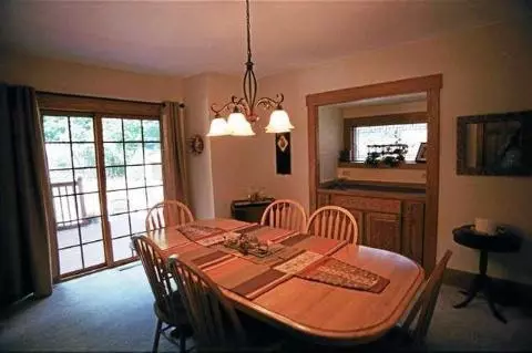 766 Oakridge, Jackson, MI 49203 photo 8