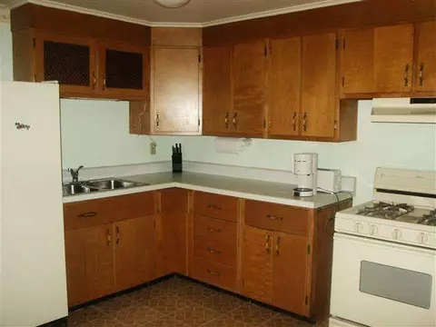 3939 Viking, Jackson, MI 49201 photo 1