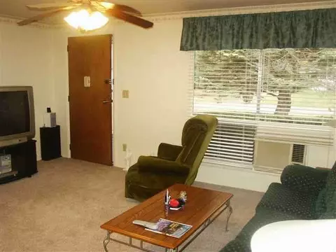 3939 Viking, Jackson, MI 49201 photo 3