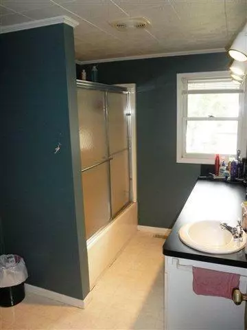 134 W Argyle, Jackson, MI 49202 photo 14