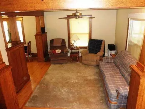 134 W Argyle, Jackson, MI 49202 photo 5