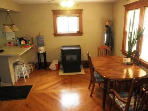 134 W Argyle, Jackson, MI 49202 photo 7