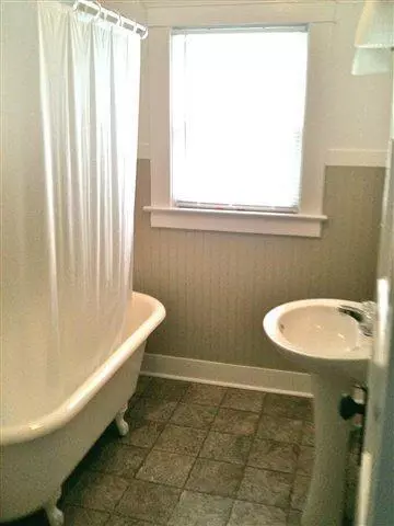 207 N Webster, Jackson, MI 49201 photo 8