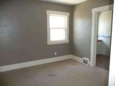 2000 S Jackson, Jackson, MI 49203 photo 4