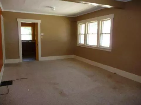 2000 S Jackson, Jackson, MI 49203 photo 5