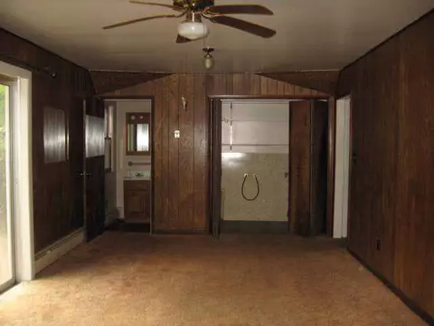 3803 Catherine, Jackson, MI 49203 photo 2