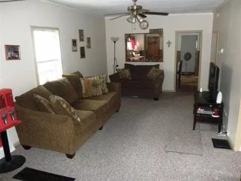237 Briscoe, Jackson, MI 49203 photo 5