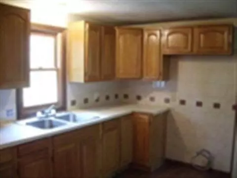 9751 Rexford, Jackson, MI 49201 photo 2