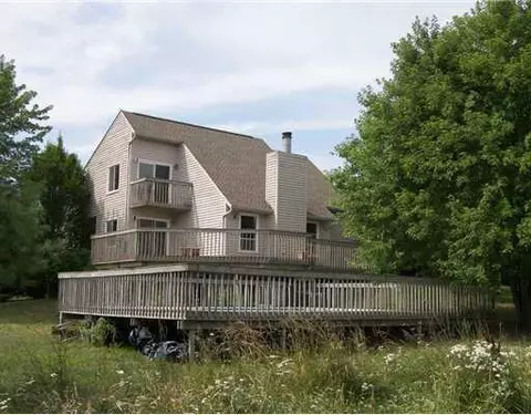 4774 Textile, Saline, MI 48176 photo 2