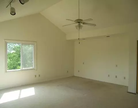 4774 Textile, Saline, MI 48176 photo 5