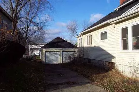 714 N State, Jackson, MI 49202 photo 5